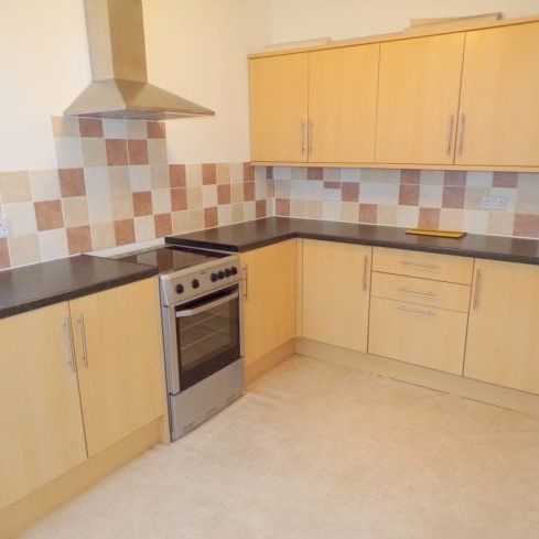 Churchill Avenue, Birkenhead - Photo 1