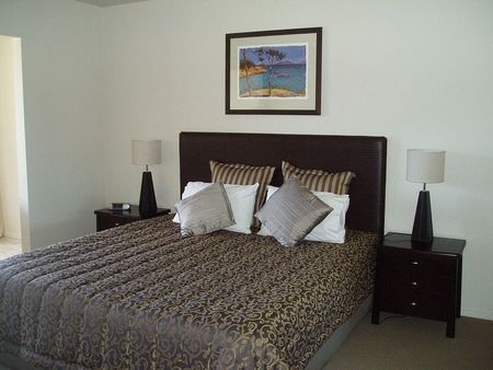 Luxury 2 bedroom Tutukaka Apartment - Furnished! - Photo 4