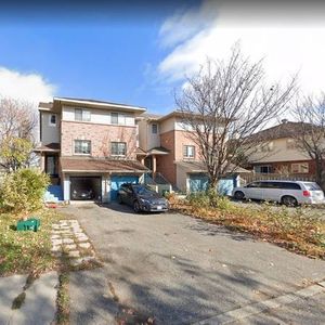 Bright 3 story house. Buses to CU OU 中文日本语 - Photo 2