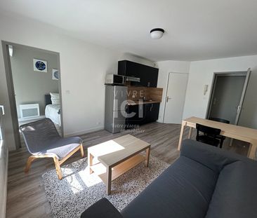 A Louer Appartement Nantes Meublé 2 Pièce(s) 32.46 M2 + Place De Pa... - Photo 2