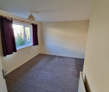 3 Bed Terraced House, Hungerhill Road, NG3 - Photo 4