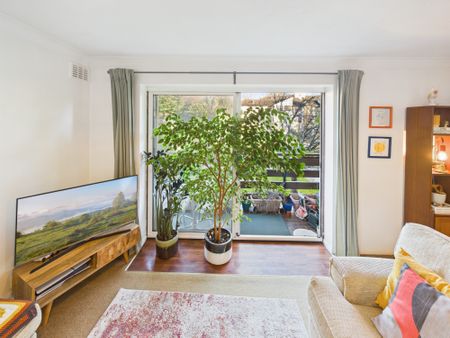 Glenbyrne Lodge, Beckenham, BR3, London - Photo 2