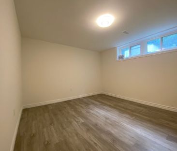 For Lease - 1052 Elgin Street Unit# Lower, Newmarket, Ontario - Photo 4