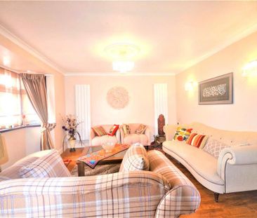 4 bedroom terraced house to rent - Photo 2