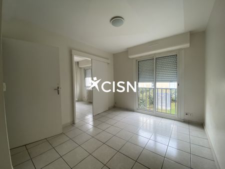 Location Appartement 7 pièces 122m² ST NAZAIRE 44600 - Photo 5