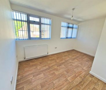South Park Road, Cheadle - Photo 5