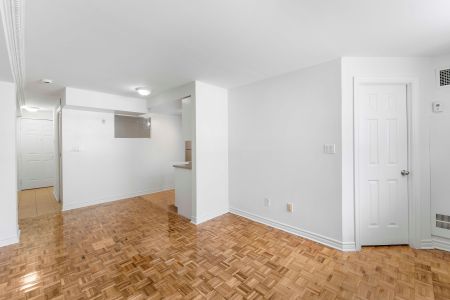 For Lease - 1407 Dupont Street Unit# 112, Toronto, Ontario - Photo 2