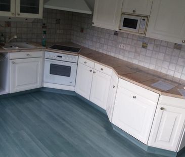 Tolle Maisonette Dachgeschosswohnung mit Balkon in Altenessen - Photo 4