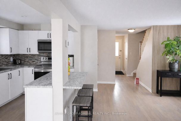 For Lease - 133 Columbia Road, Barrie, Ontario - Photo 1