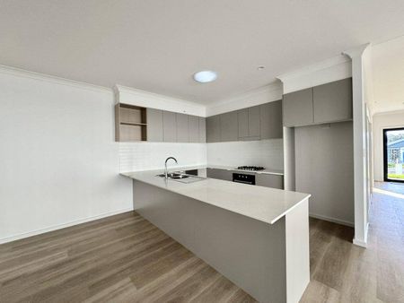 Coming soon! Private and stylishly designed duplex - Photo 2