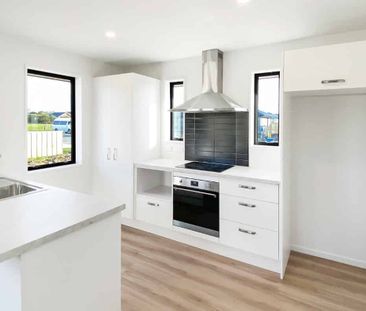 AMBERLEY - 3 BEDROOMS - Photo 4