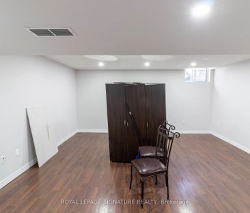 Townhouse For Lease | X8138404 - Photo 4