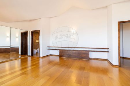 Apartamento T4 em Lisboa - Photo 4