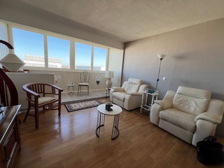 Location Appartement 4 pièces 88m² LA ROCHELLE 17000 - Photo 2