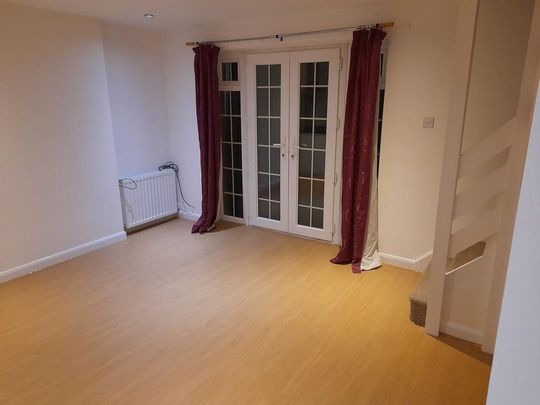 2 bedroom semi-detached house to rent - Photo 1