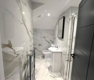 5 bedroom semi-detached house to rent - Photo 5