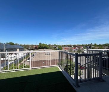 103 Rue St-Laurent, app.401, J7P 3Z5, Saint-Eustache - Photo 2