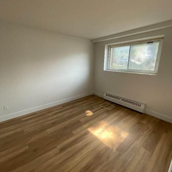 5 1/2 RÉNOVÉ À 1495$/MOIS | LONGUEUIL - Photo 1