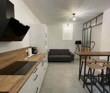 Location Appartement 1 pièce 28m² - Photo 2