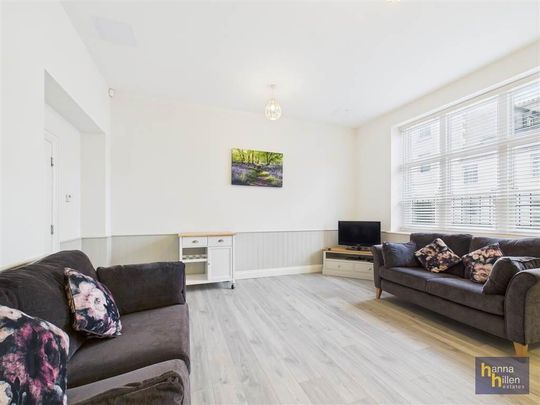 1 The Old Bank Building, 1 Great Georges Street, Warrenpoint, Newry, BT34 3LV - Photo 1