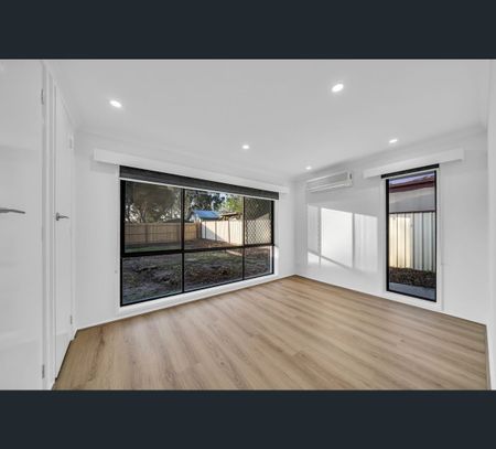 61 Bernhardt Avenue, Hoppers Crossing, Vic 3029 - Photo 2