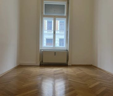 2-Zimmer-Altbauwohnung mit Balkon - Foto 2