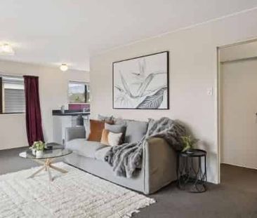 Easy care living in Mosgiel - Photo 3
