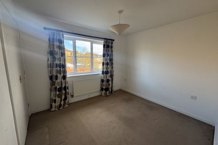 Grant Close - Photo 5