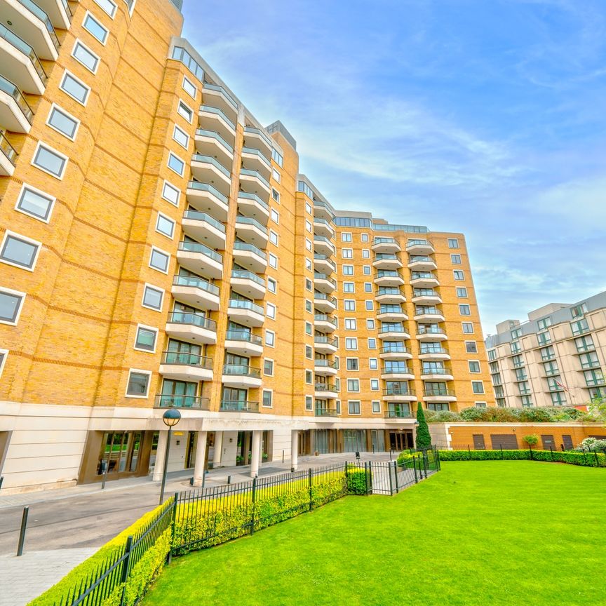 Deluxe two bedroom apartment at Cheval Hyde Park Gate - Photo 1