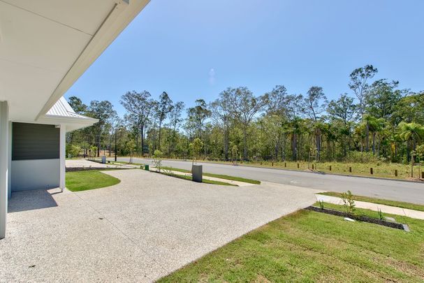 Modern & Low-Maintenance 2-Bedroom Duplex in Stoneleigh Reserve - Photo 1