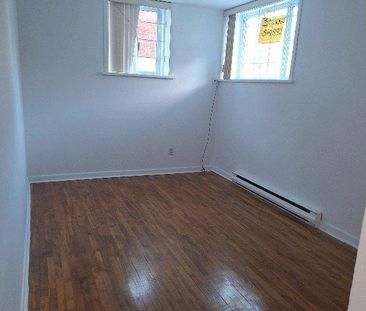 grand 3,5 +1 piece 8x9,RÉNOVÉ 3PLEX VIEUX-LONGUEUIL - Photo 4