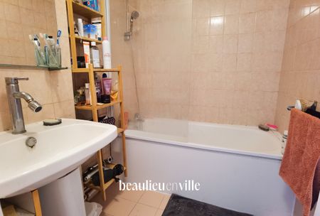 Sibié - T3 - Vide - 916 € - Photo 5