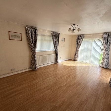 Bankside, Ammanford, SA18 - Photo 1