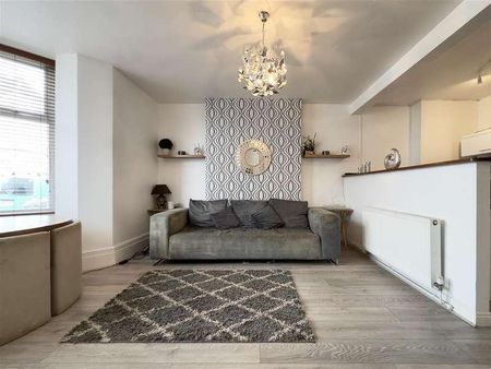 Beachfield Avenue, Newquay, TR7 - Photo 3