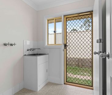 Spacious 4-Bedroom Family Home in Quiet Location - Photo 3