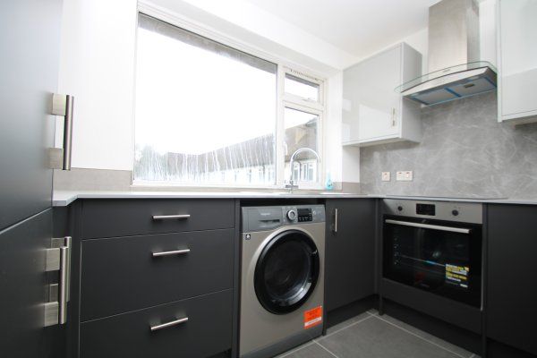 Selhurst New Road, London SE25, Property for rent - Photo 1