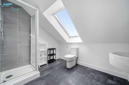 2 bedroom apartment to rent - Photo 2