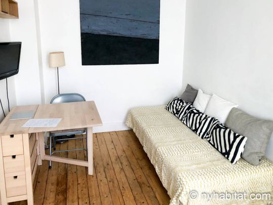 Logement à Paris, Location meublée - Photo 1