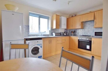 Hall Park Close Haverfordwest Pembrokeshire, SA61 - Photo 4