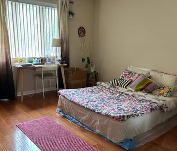 For Lease - 856 Herman Way, Milton, Ontario - Photo 4