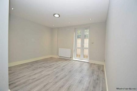 2 bedroom property to rent in Purley - Photo 3