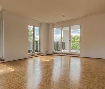 Moderne 2-Zimmer-Wohnung mit gehobener Ausstattung und Weserblick in Bestlage - Foto 3