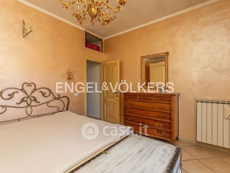Appartamento in Affitto in Via Trecastagni a Roma - Foto 2
