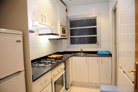 Avinguda Diagonal, Barcelona, Catalonia 08013 - Foto 3