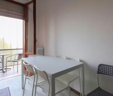 Via Sapri, Milan, Lombardy 20156 - Photo 4