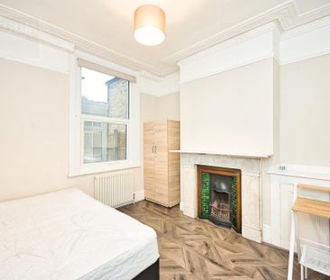 5 bedroom terraced house to rent - Photo 4