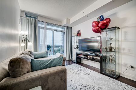 For Lease - 75 North Park Road Unit# 512, Vaughan, Ontario - Photo 2