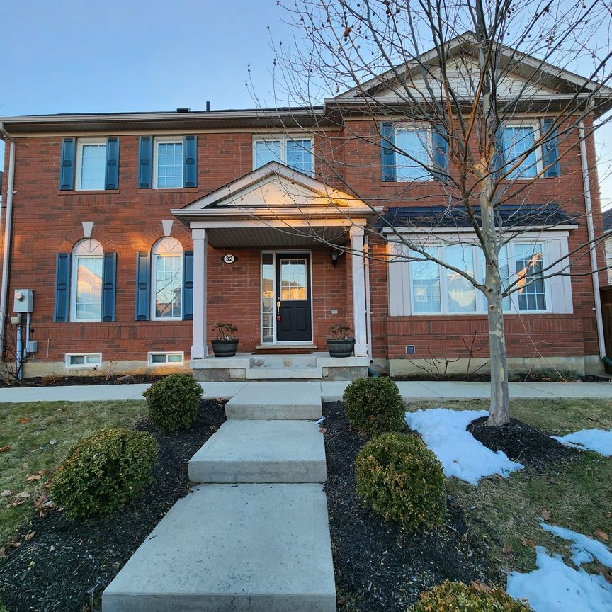 For Lease - 32 Keats Terrace, Brampton, Ontario - Photo 1