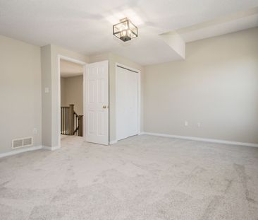 For Lease - 124 Gosling Gardens Unit# 10, Guelph, Ontario - Photo 4