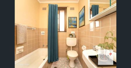 GENEROUS SIZED UNIT - Photo 3